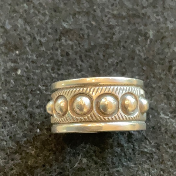 Cody Sanderson Native American ring - Picture 2 of 10